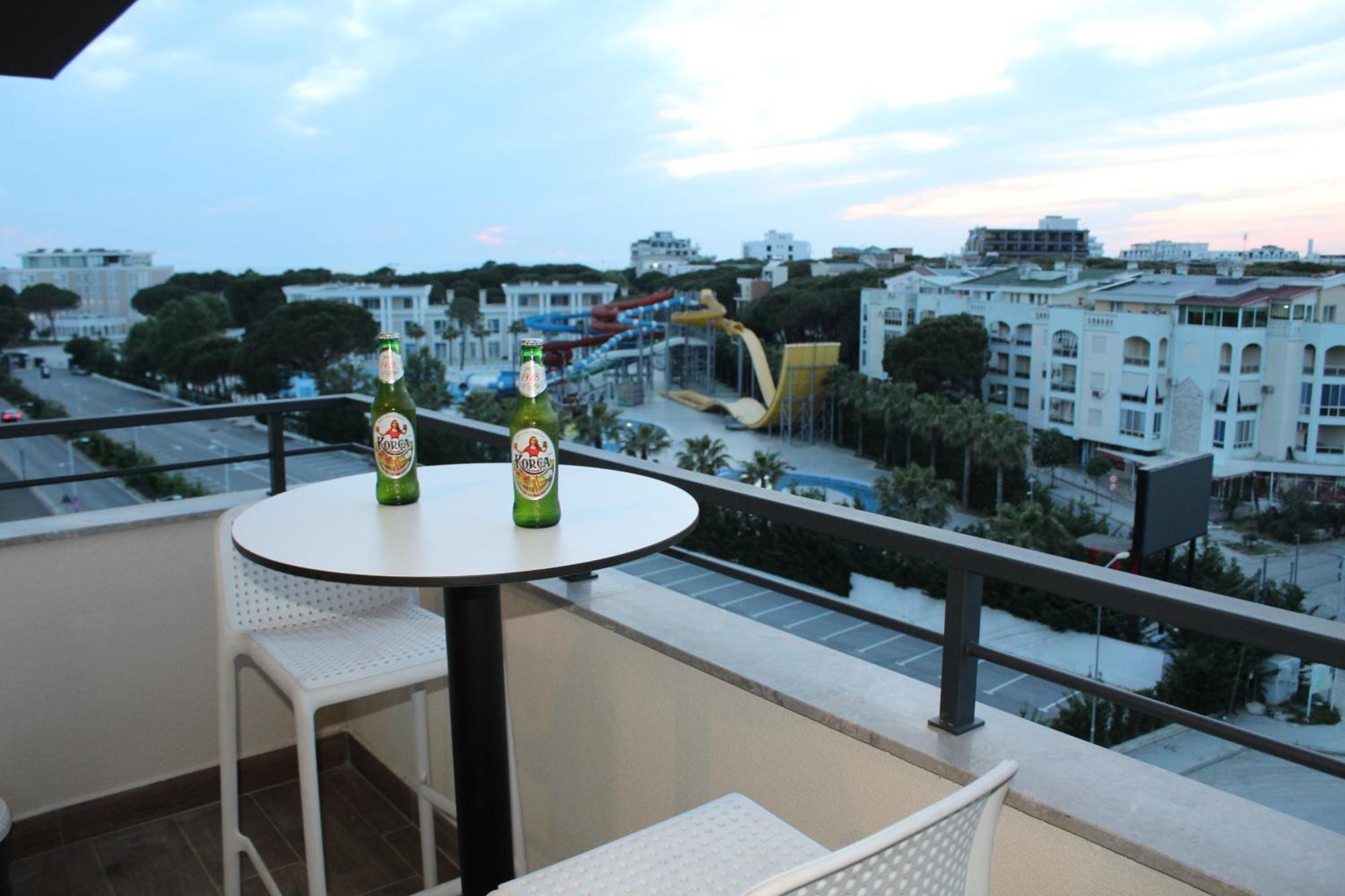 Savana Modern Apartment By The Sea Golem  Exterior photo